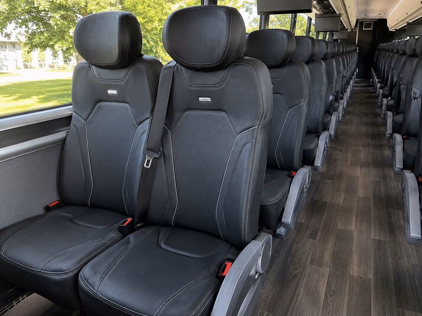 fill one quick form and book shuttle buses for washburn ichabods events in topeka