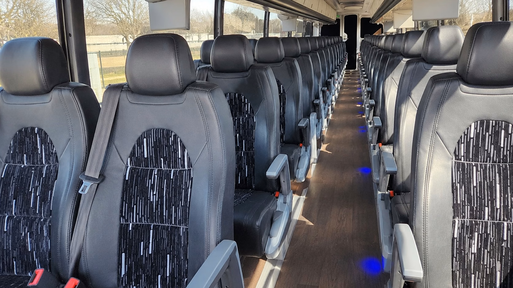 hotel to venue shuttles for out of town wedding guests staying along sw wanamaker road