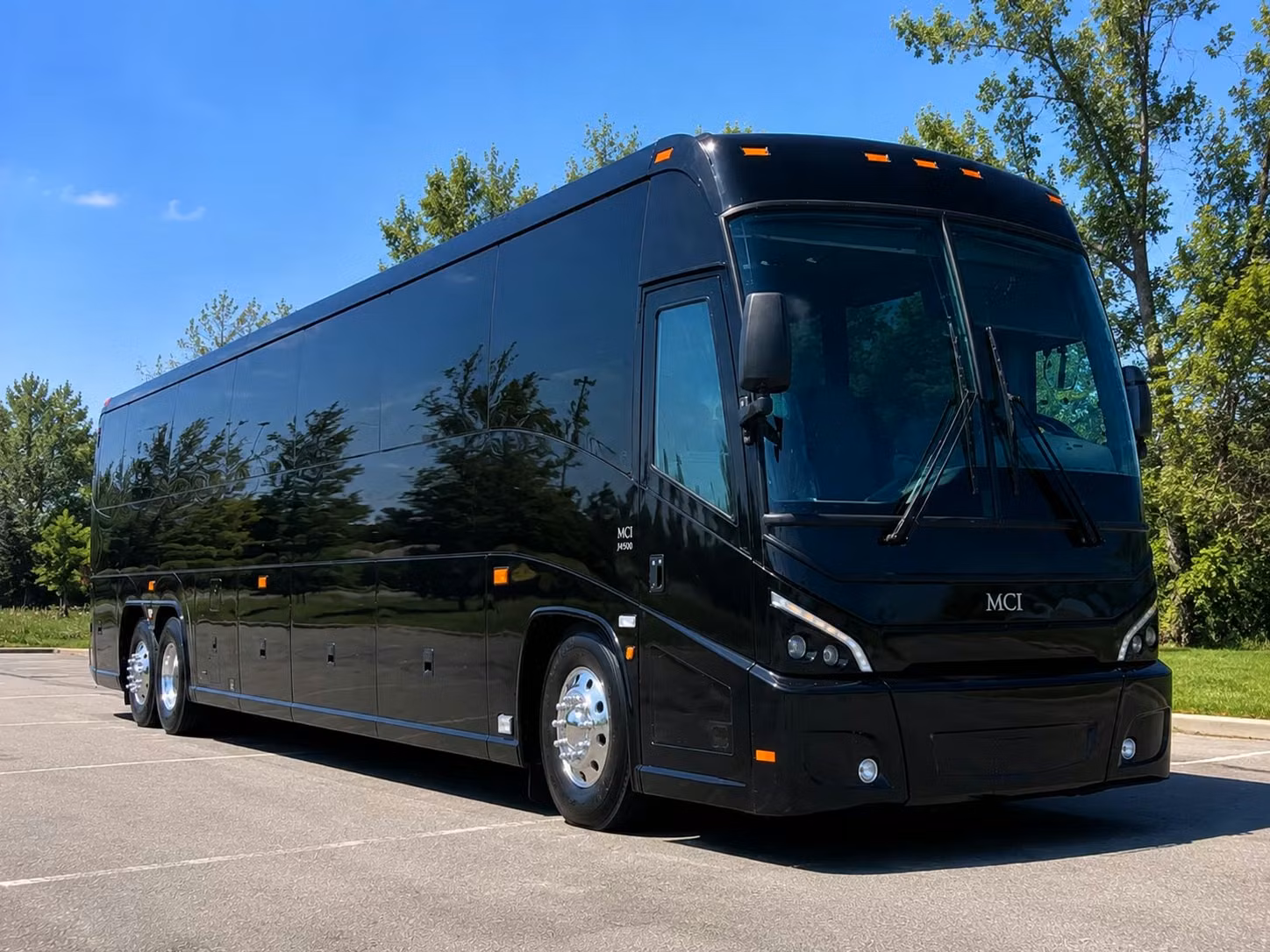 school field trip and group event bus rentals in topeka
